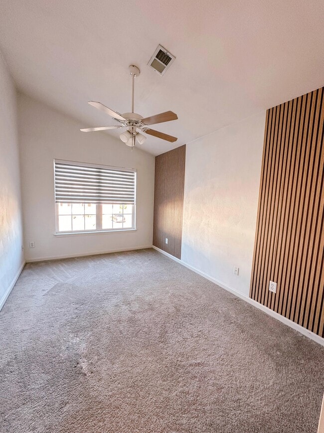 Building Photo - 5331 Pandoria Ave