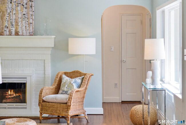 Building Photo - 206 Wolfpit Ave