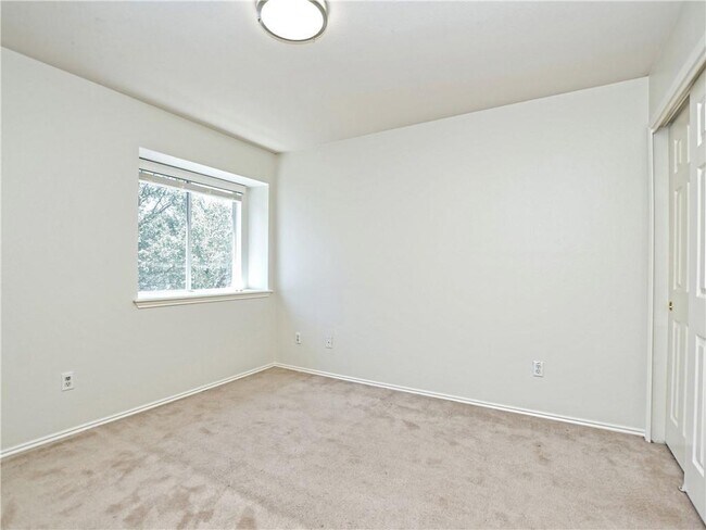Building Photo - 1117 Rawhide Trail