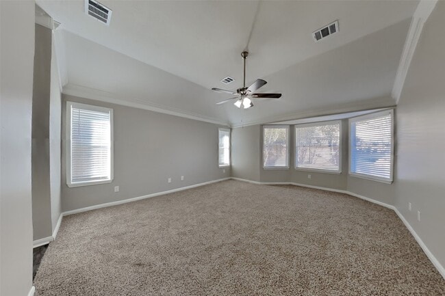 Building Photo - 1114 Woodley Bend