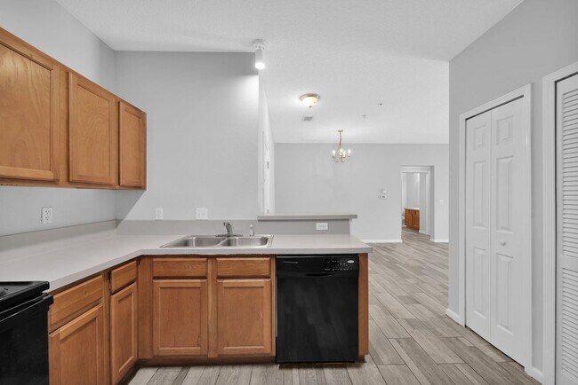 Building Photo - Limited-Time Rental Deal with move-in BONUS