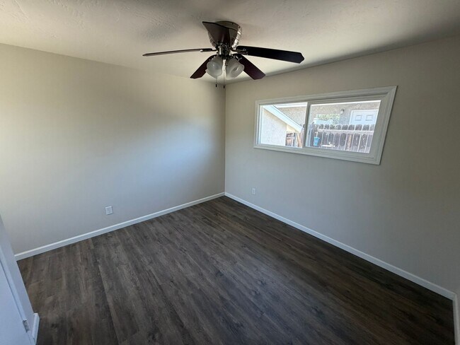Building Photo - Charming 3 Bedroom Home with Beautiful Backyard in San Carlos