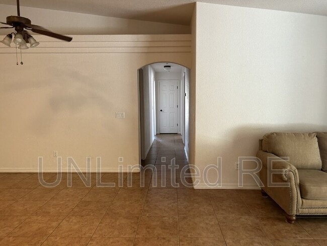 Building Photo - 3001 Talley Dr