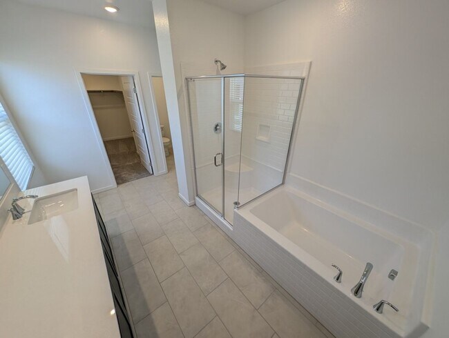 Building Photo - 3339 Rocky Waters Ave