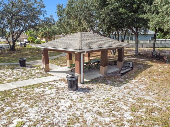 Building Photo - 9619 Cypress Harbor Dr