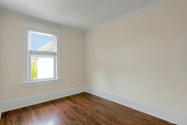 Building Photo - 24 Firth St