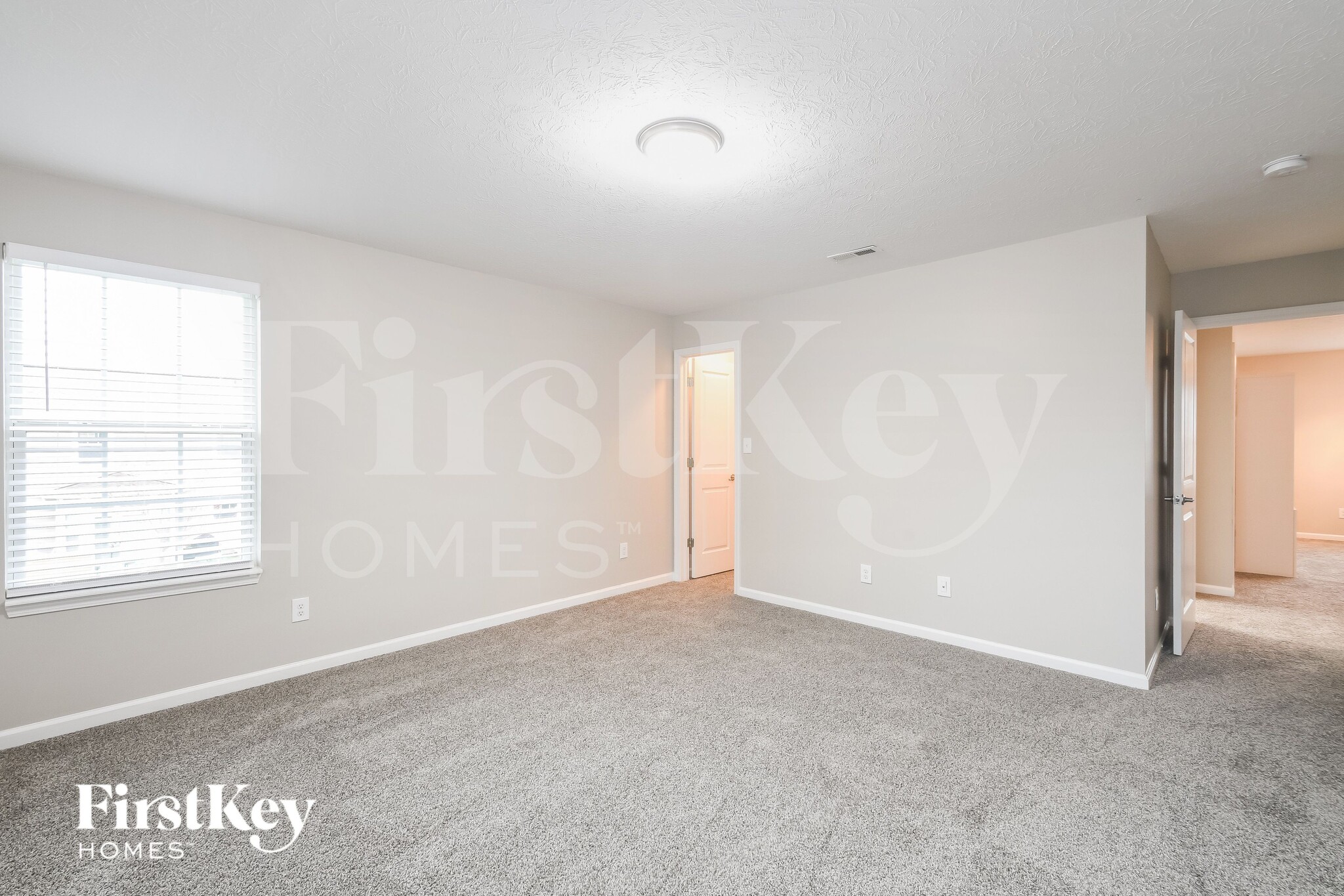 Building Photo - 5874 Crowley Pkwy