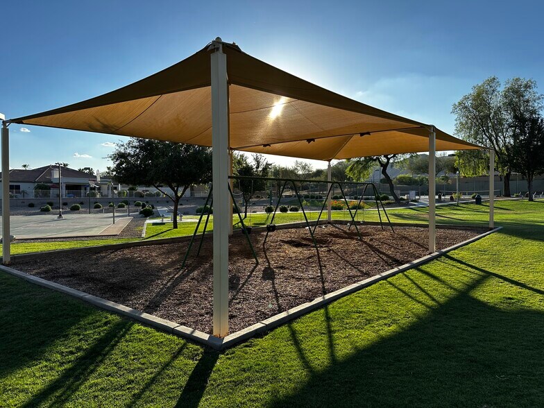 Community park - 1620 W Nighthawk Way
