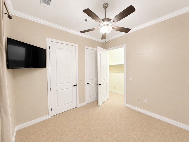 Building Photo - 3/3 Condo - Gulf Shores