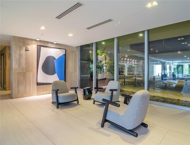 Building Photo - 1180 N Federal Hwy