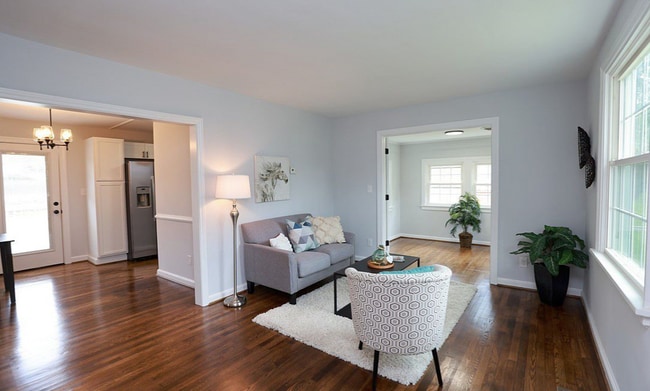 Building Photo - 502 Patrick Ave