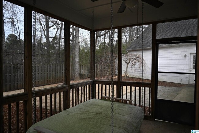 Building Photo - 2017 Kelly Creek Ct