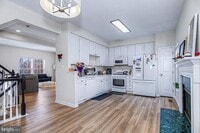 Building Photo - 10159 Elgin Way