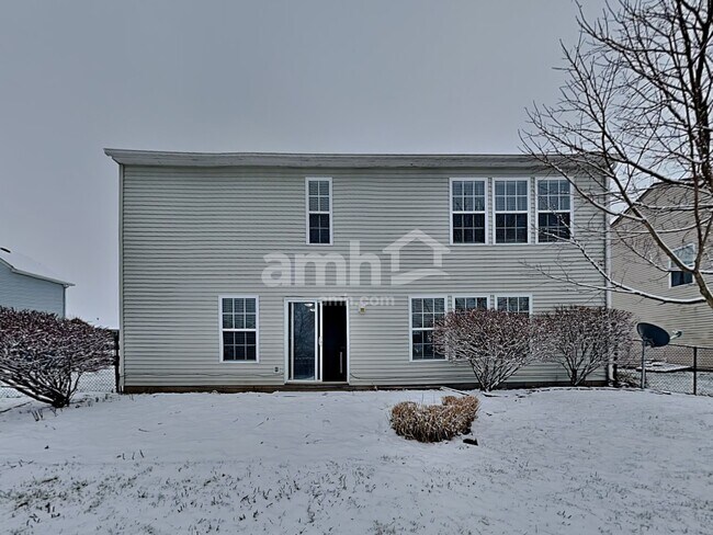 Building Photo - 5862 N Quincy Dr