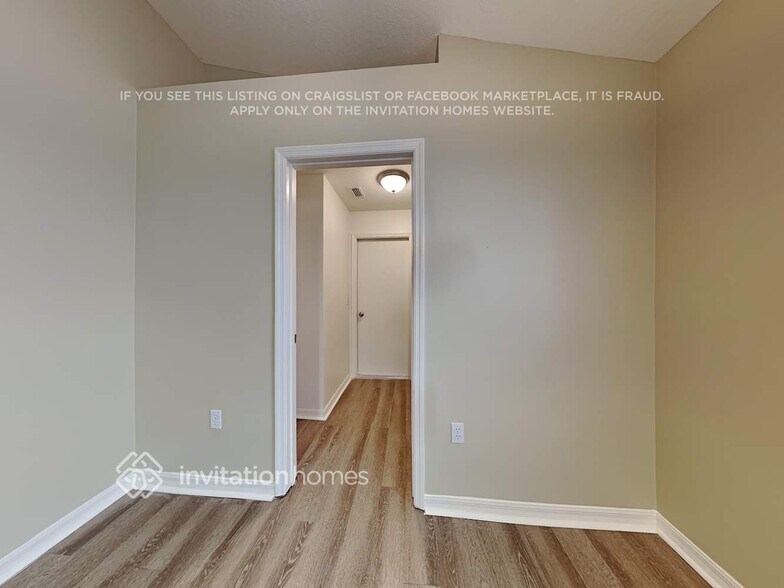 Building Photo - 2470 Brookshire Cir