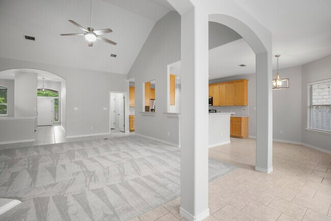 Building Photo - Spacious 3BR / 2BA Corner-Lot Home with Fenced Backyard & Garage