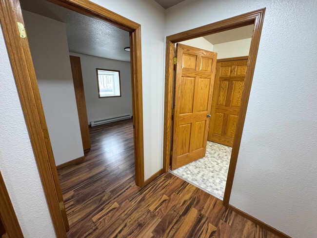 Building Photo - Theater Apartments Beulah