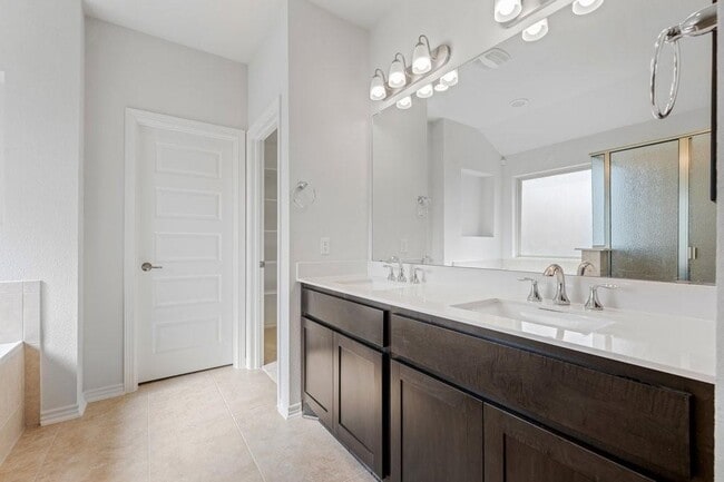 Building Photo - 14410 McCoy Lp
