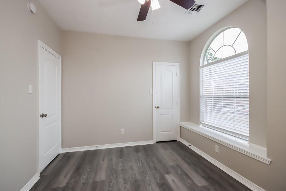 Building Photo - 2826 Fern Hill Dr