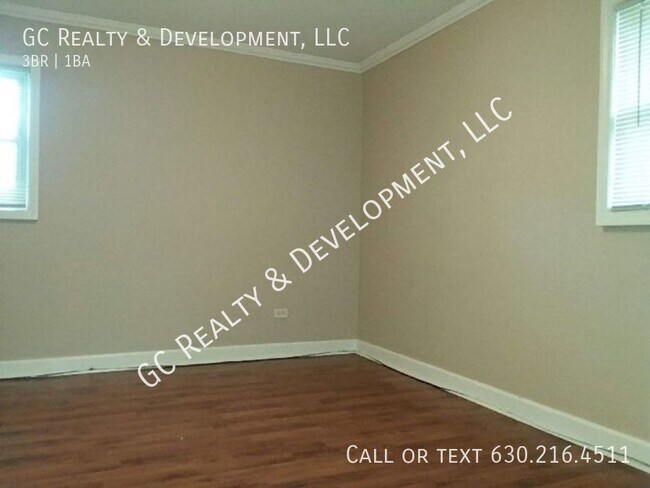 Building Photo - ***PARK FOREST / SINGLE FAMILY HOME  / 3 B...