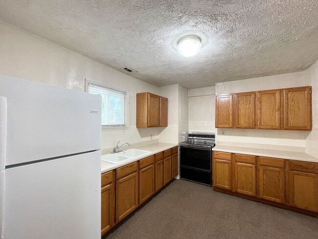 Building Photo - 3 Bed 2 Bath Home in Arlington