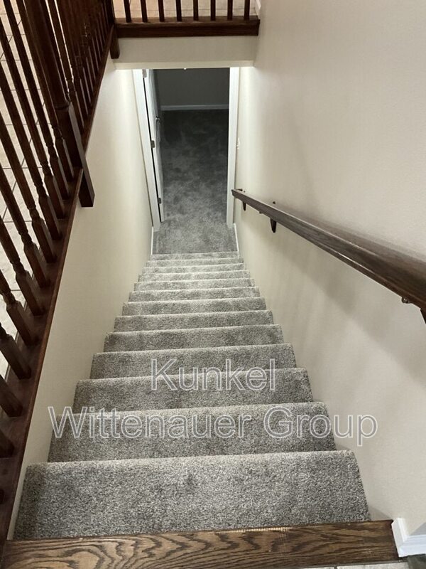 Building Photo - 601 Whetstone Ln