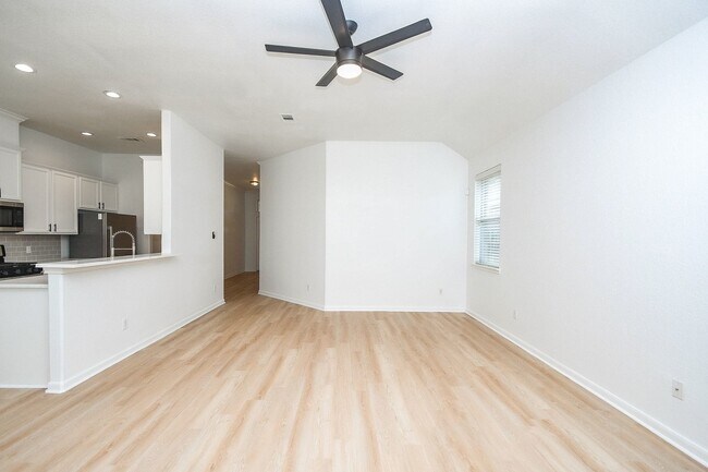 Building Photo - 25306 Pepper Sage Ln