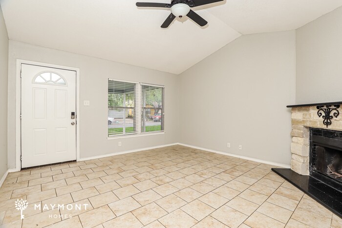 Building Photo - 10023 Amber Field Dr