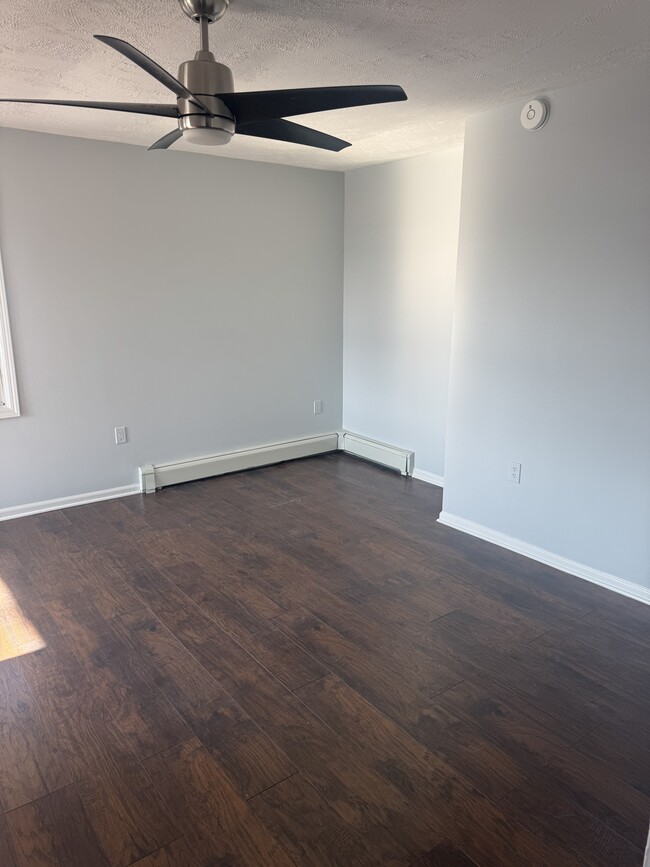 Building Photo - 67 Canal St