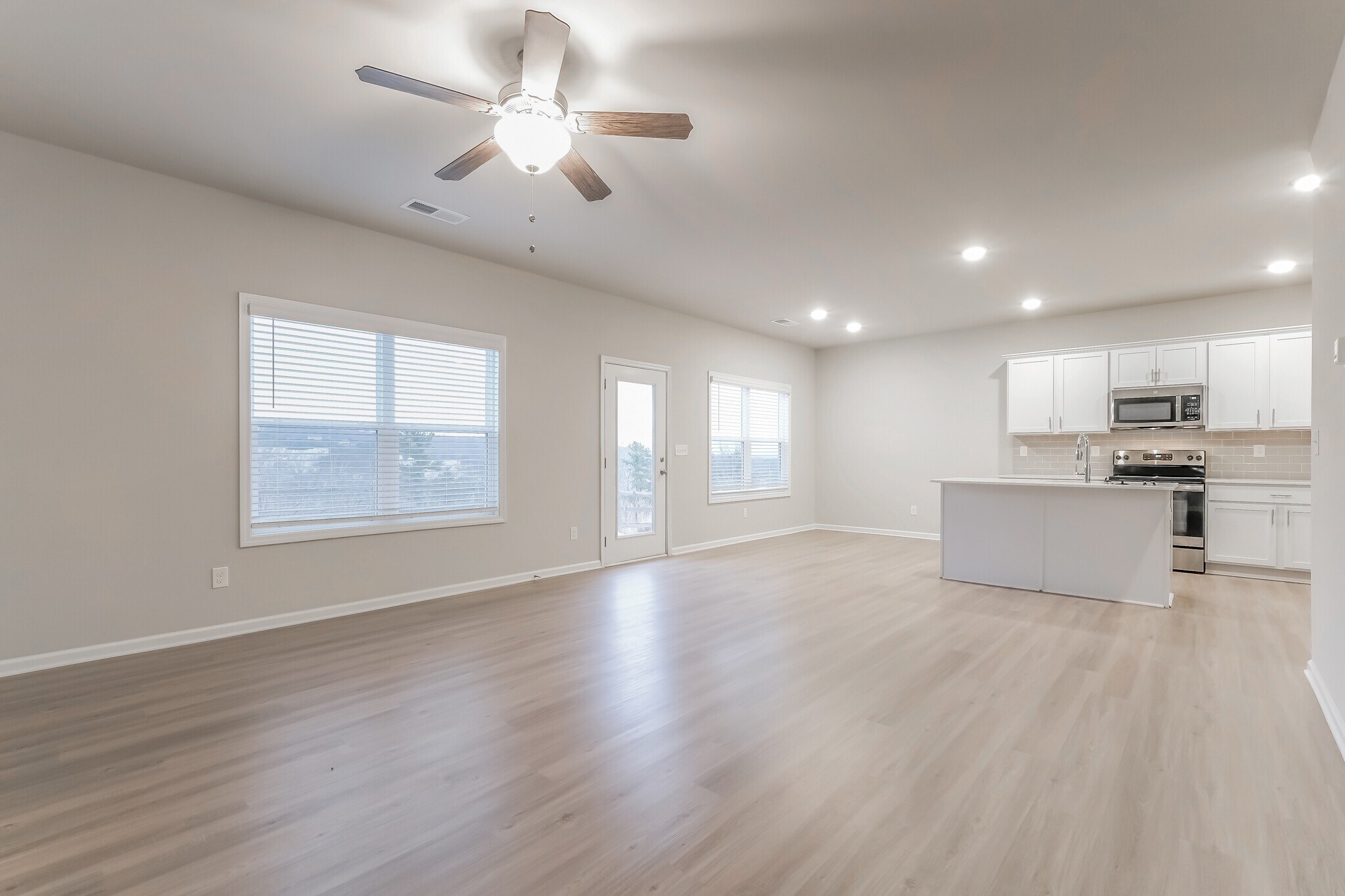 Building Photo - 3337 Lilac Crk Trl