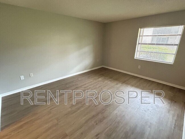 Building Photo - 1069 Ellen Ct