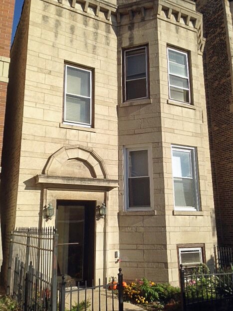 Primary Photo - 2949 N Halsted St