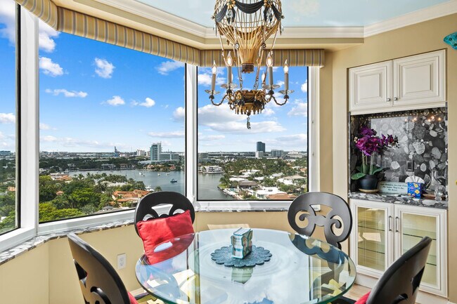 Building Photo - 3055 Harbor Dr