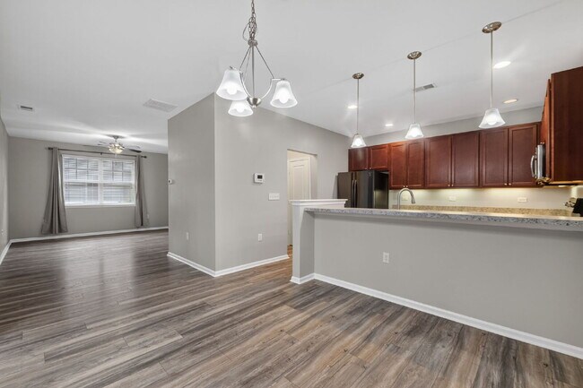 Building Photo - Beautiful Crofton at Spence Crossing Townhome/Condo | 3 BR | 2.5 BA | 1,867 Sq. Ft.