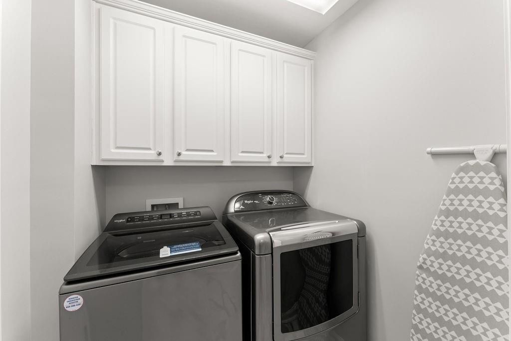 Building Photo - 2876 Overlook Way