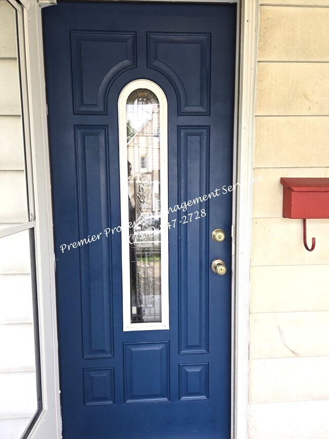 Building Photo - 140 Jefferson Ave