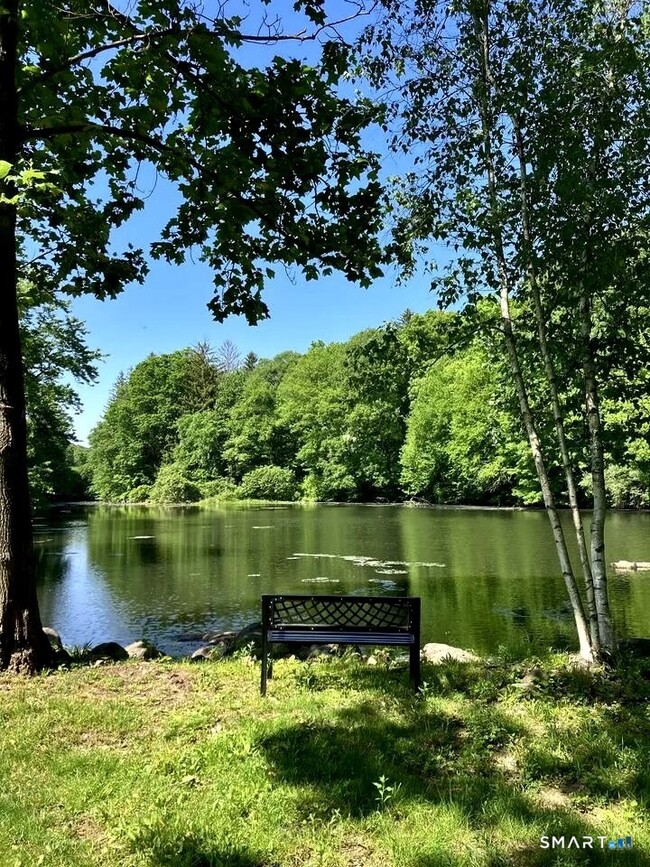 Building Photo - 75 Union City Rd