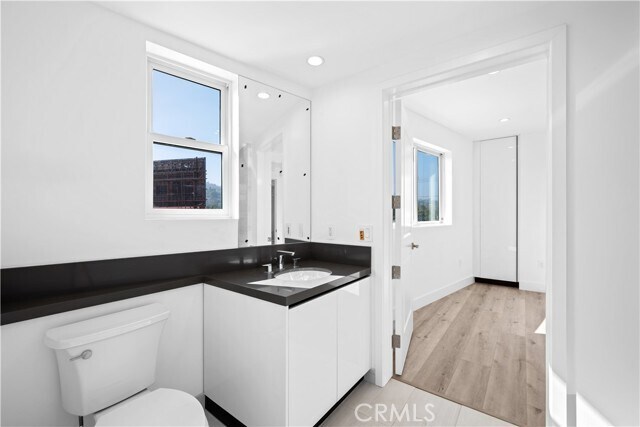 Building Photo - 4214 Fulton Ave