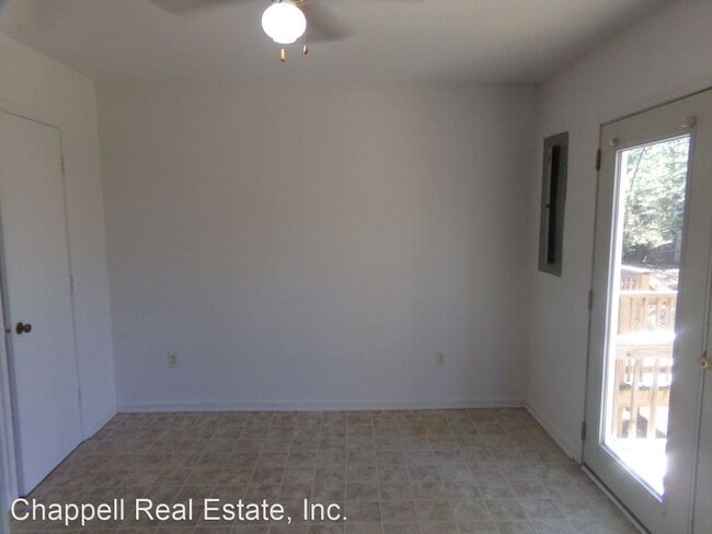 Building Photo - 2 br, 1.5 bath House - 6577 Commons Drive