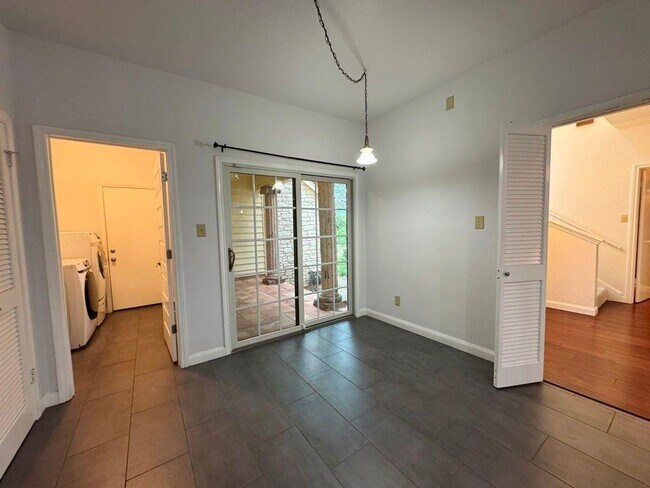Building Photo - 6401 Wallace Cove