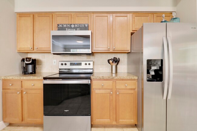 Building Photo - 276 Murcia Dr