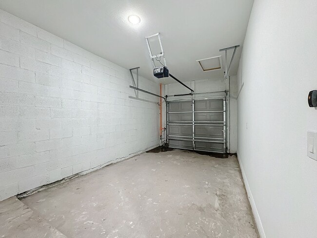 Building Photo - 1711 Barton Towne Cir