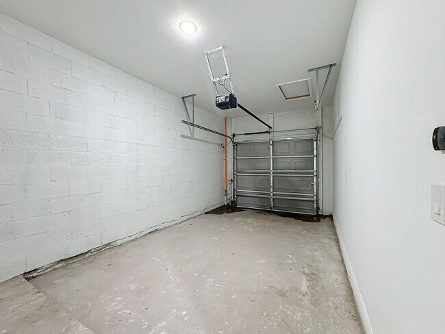 Building Photo - Townhouse For Lease in Saint Cloud