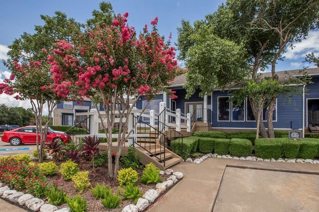 Management Office - Shor on Clear Lake