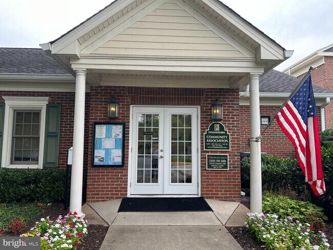 Building Photo - 12002 Lisa Marie Ct