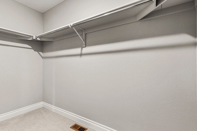 Building Photo - Beautiful Home in Commerce City!