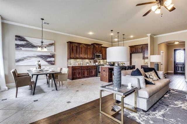 Building Photo - 610 Warner Dr