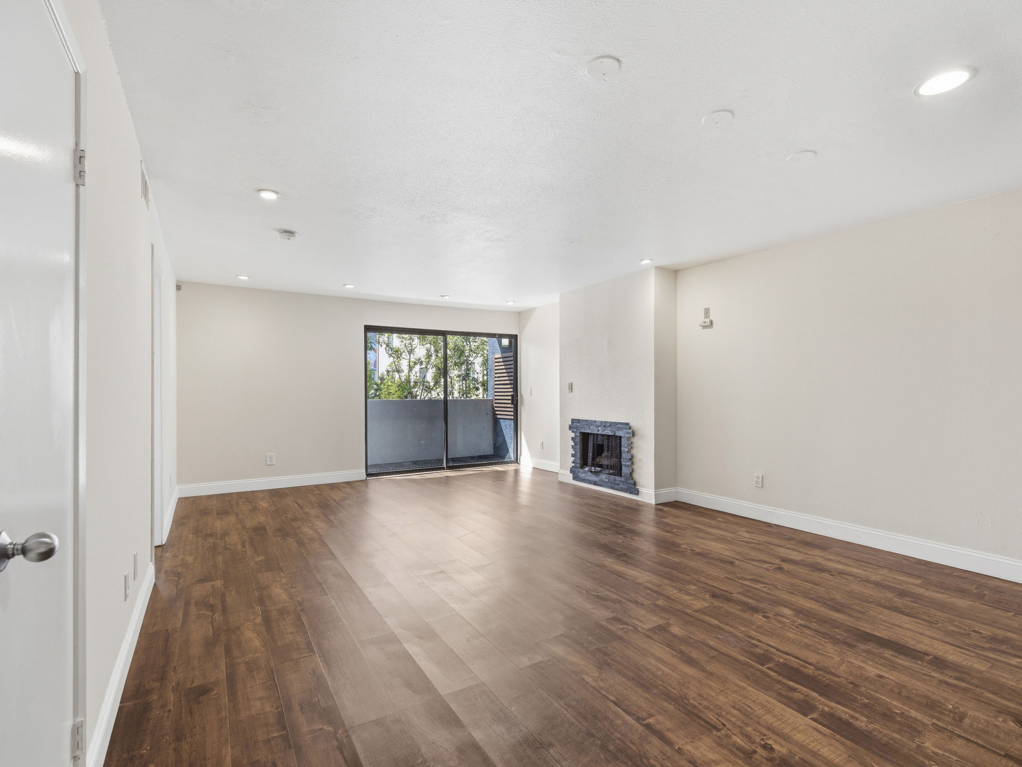 Building Photo - 1940 N Highland Ave