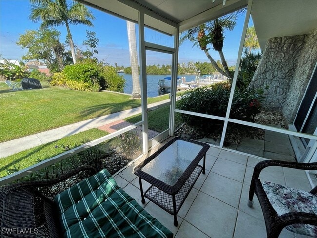 Building Photo - 330 Kon Tiki Dr