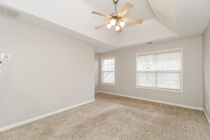 Building Photo - 155 Avondale Cir